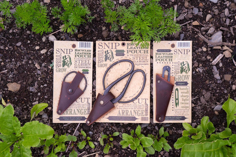 Garden Snips in Leather Pouch - Sprouts of Bristol